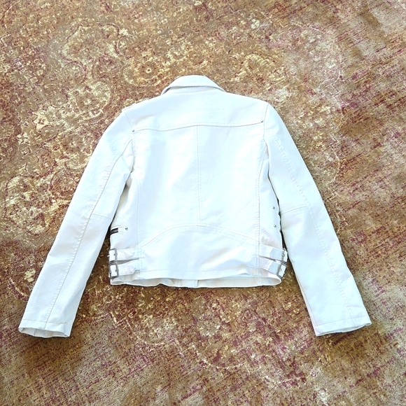 BLANKNYC Faux Leathet Moto Jacket - Picture 2 of 13